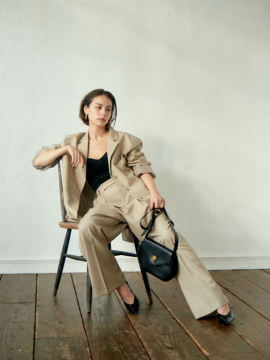 WIDE TUCK PANTS / BEIGE